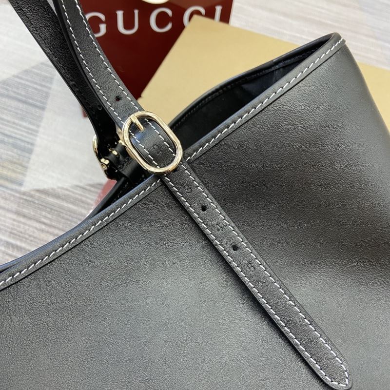 Gvc*1 tote bags
